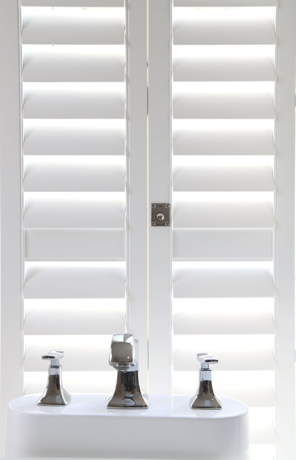  - Woodlore & Woodlore Plus Shutters By Norman By Norman || Material World